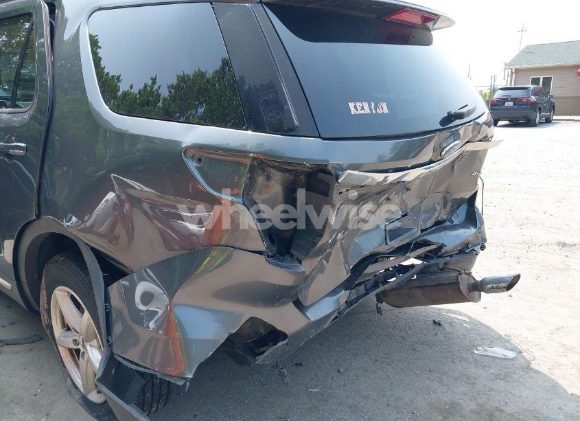 Photo 6 of 2016 Ford Explorer XLT (VIN 1FM5K8D88GGB57934)