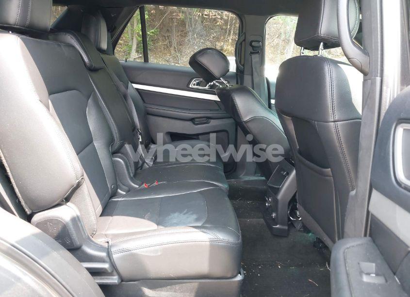 Photo 8 of 2016 Ford Explorer XLT (VIN 1FM5K8D88GGB57934)