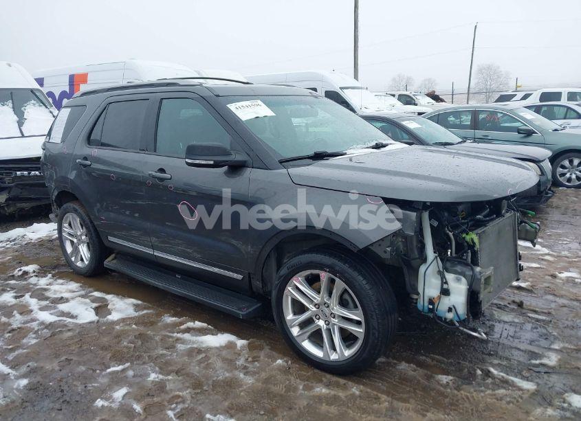 2016 Ford Explorer XLT (VIN 1FM5K8D88GGB58064) main photo