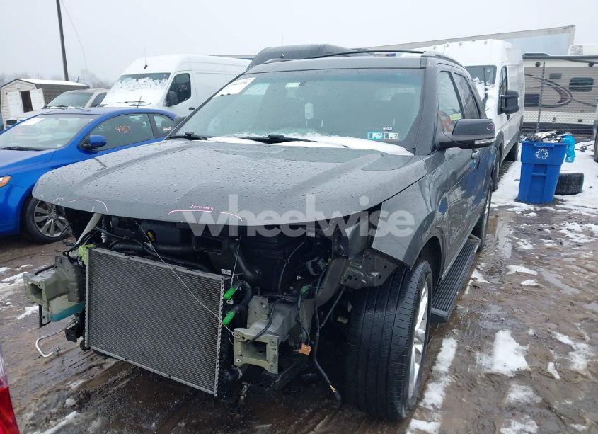 Photo 12 of 2016 Ford Explorer XLT (VIN 1FM5K8D88GGB58064)