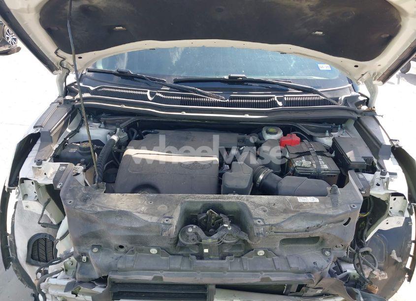 Photo 10 of 2016 Ford Explorer XLT (VIN 1FM5K8D88GGB62373)