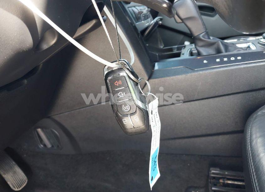 Photo 11 of 2016 Ford Explorer XLT (VIN 1FM5K8D88GGB62373)