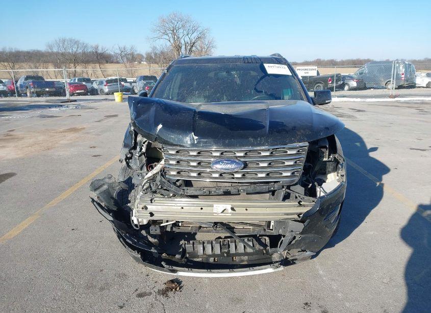 Photo 13 of 2016 Ford Explorer XLT (VIN 1FM5K8D88GGD24857)