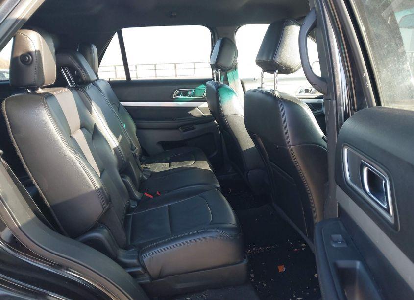 Photo 8 of 2016 Ford Explorer XLT (VIN 1FM5K8D88GGD24857)