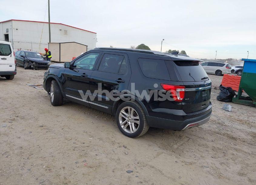 Photo 3 of 2016 Ford Explorer XLT (VIN 1FM5K8D88GGD24907)