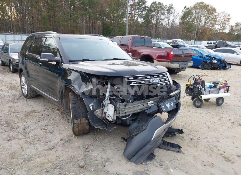 Photo 6 of 2016 Ford Explorer XLT (VIN 1FM5K8D88GGD24907)