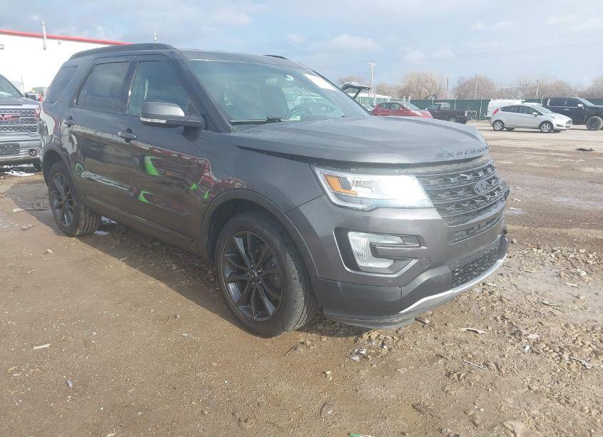 2017 Ford Explorer XLT (VIN 1FM5K8D88HGA21532) main photo
