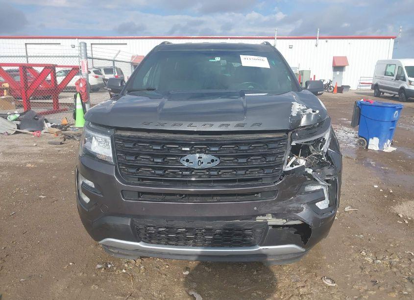 Photo 12 of 2017 Ford Explorer XLT (VIN 1FM5K8D88HGA21532)