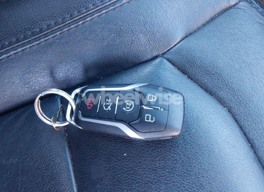 Photo 11 of 2017 Ford Explorer XLT (VIN 1FM5K8D88HGB58275)