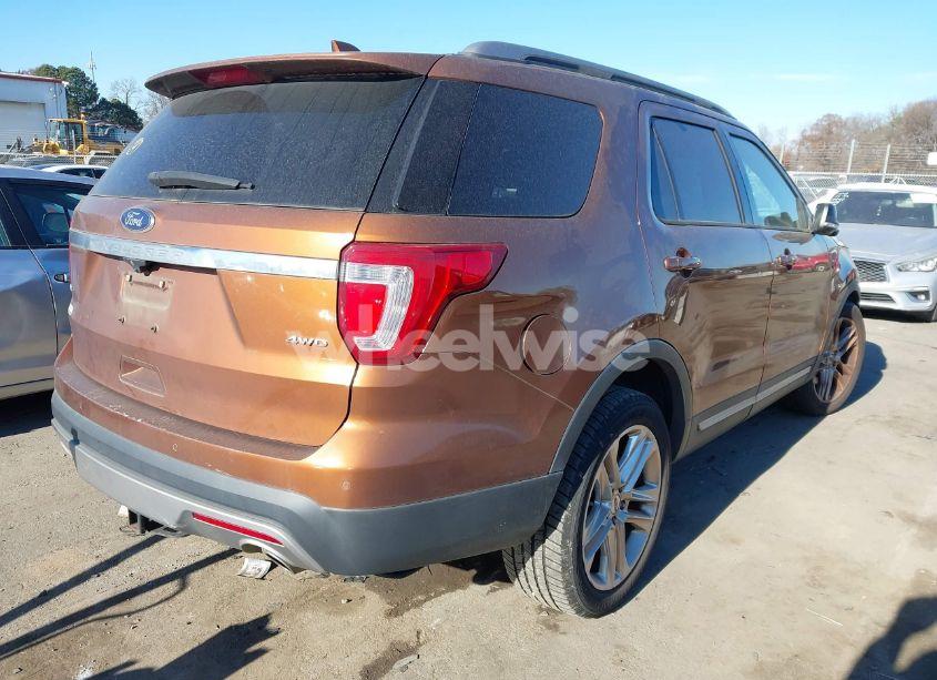 Photo 4 of 2017 Ford Explorer XLT (VIN 1FM5K8D88HGB58275)