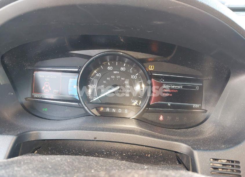 Photo 7 of 2017 Ford Explorer XLT (VIN 1FM5K8D88HGB58275)