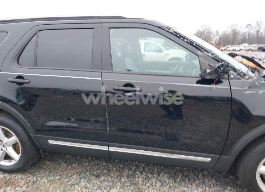 Photo 14 of 2017 Ford Explorer XLT (VIN 1FM5K8D88HGD20079)