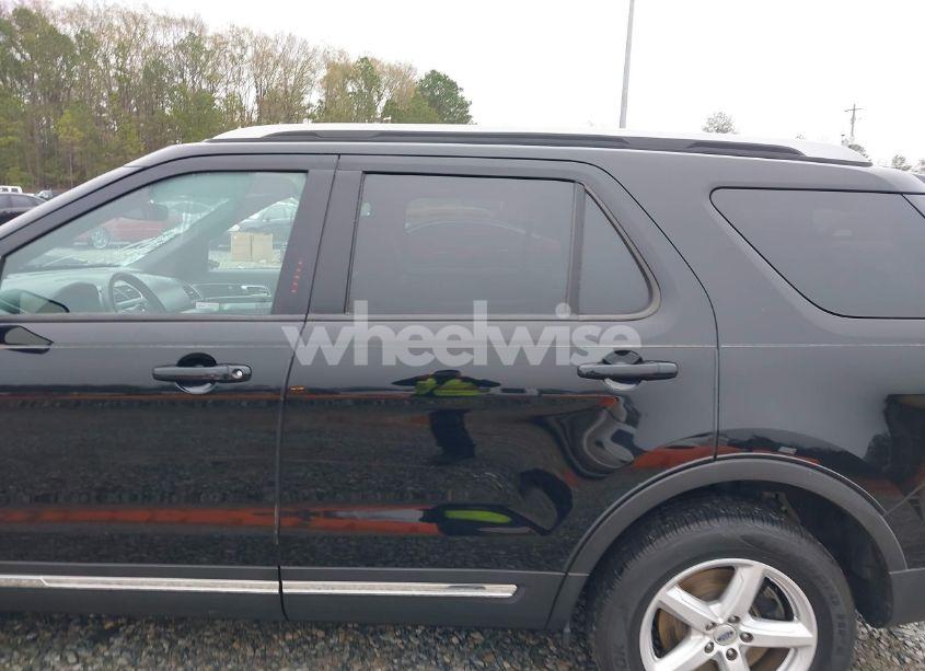 Photo 15 of 2017 Ford Explorer XLT (VIN 1FM5K8D88HGD20079)