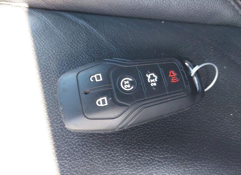 Photo 11 of 2017 Ford Explorer XLT (VIN 1FM5K8D88HGD32670)