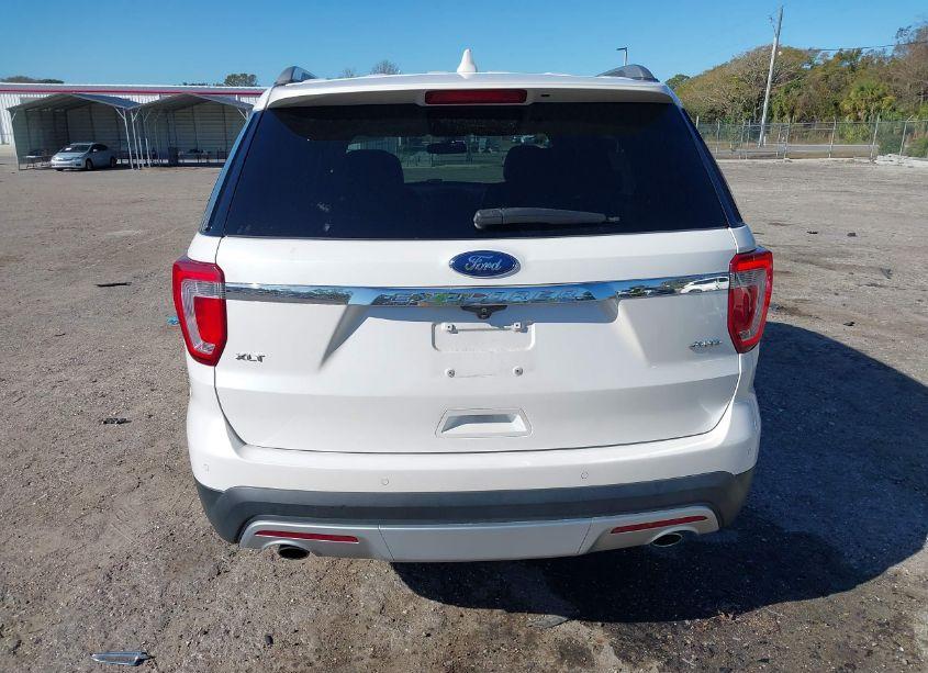 Photo 16 of 2017 Ford Explorer XLT (VIN 1FM5K8D88HGD32670)