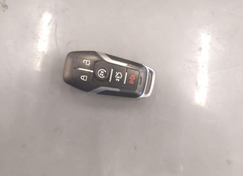 Photo 11 of 2017 Ford Explorer XLT (VIN 1FM5K8D88HGD63918)