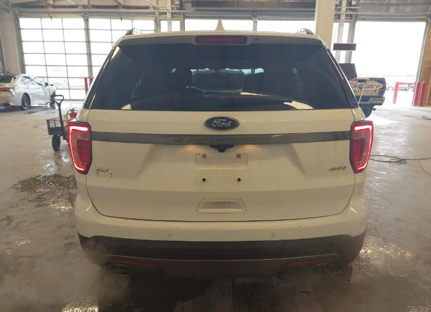 Photo 16 of 2017 Ford Explorer XLT (VIN 1FM5K8D88HGD63918)