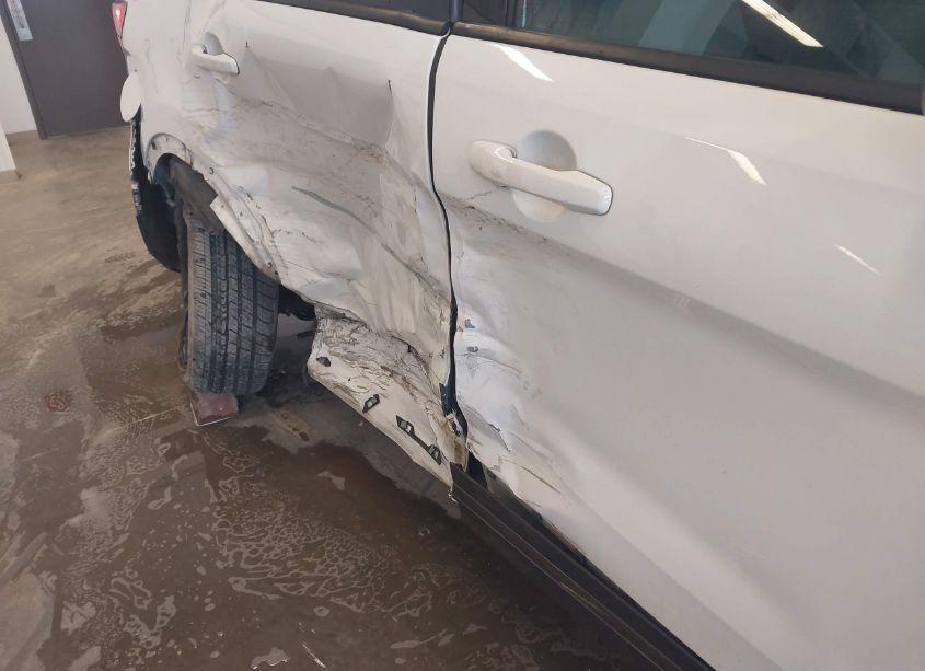 Photo 19 of 2017 Ford Explorer XLT (VIN 1FM5K8D88HGD63918)