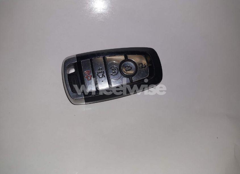 Photo 11 of 2018 Ford Explorer XLT (VIN 1FM5K8D88JGA33444)