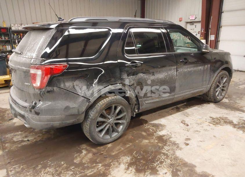 Photo 14 of 2018 Ford Explorer XLT (VIN 1FM5K8D88JGA33444)