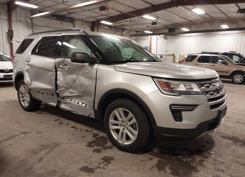 2018 Ford Explorer XLT (VIN 1FM5K8D88JGA88489) main photo