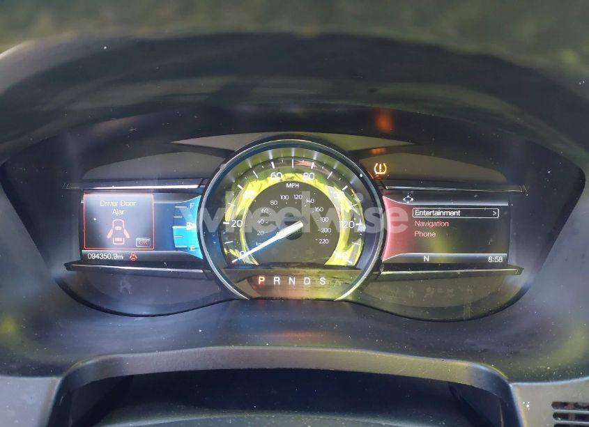 Photo 7 of 2018 Ford Explorer XLT (VIN 1FM5K8D88JGB82808)