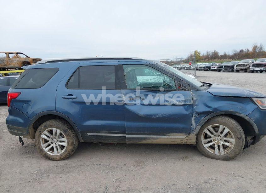 Photo 14 of 2018 Ford Explorer XLT (VIN 1FM5K8D88JGB83389)