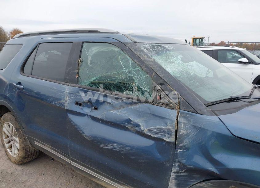 Photo 6 of 2018 Ford Explorer XLT (VIN 1FM5K8D88JGB83389)