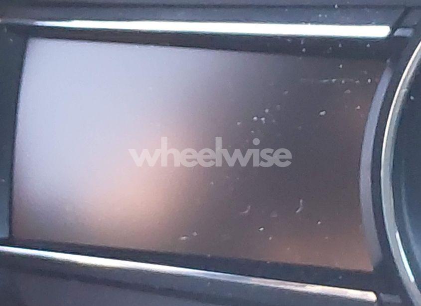 Photo 16 of 2018 Ford Explorer XLT (VIN 1FM5K8D88JGC03818)