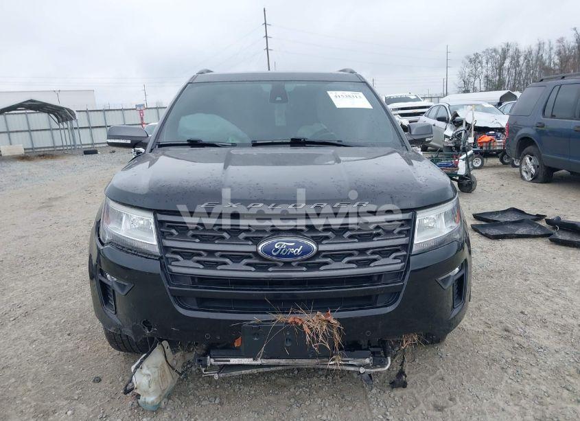Photo 11 of 2018 Ford Explorer XLT (VIN 1FM5K8D88JGC25205)