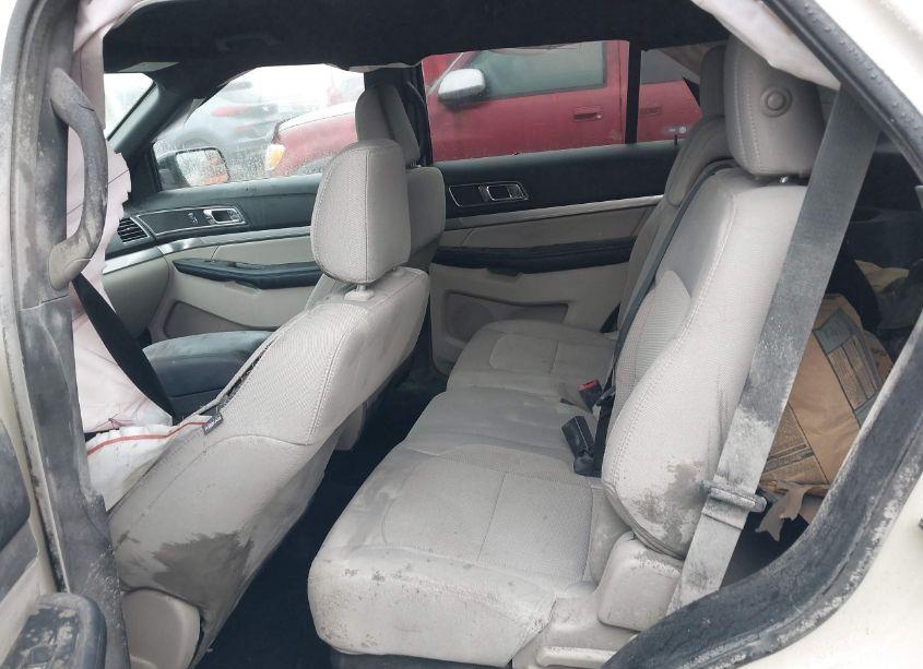 Photo 8 of 2018 Ford Explorer XLT (VIN 1FM5K8D88JGC48015)