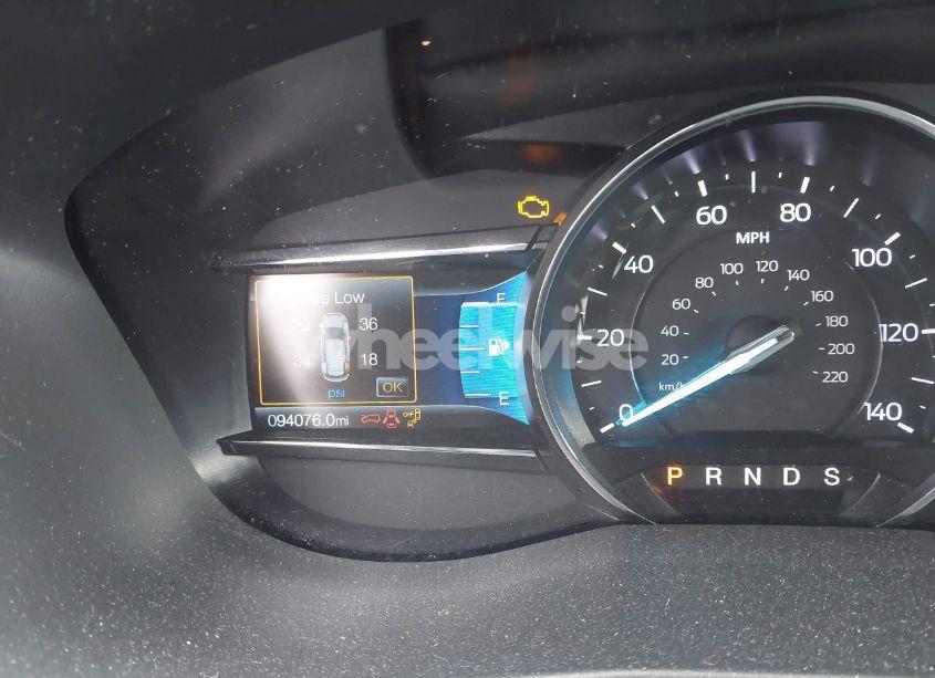 Photo 15 of 2019 Ford Explorer XLT (VIN 1FM5K8D88KGA04768)