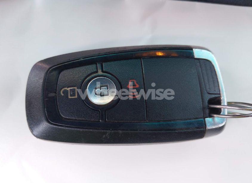 Photo 11 of 2019 Ford Explorer XLT (VIN 1FM5K8D88KGA27693)