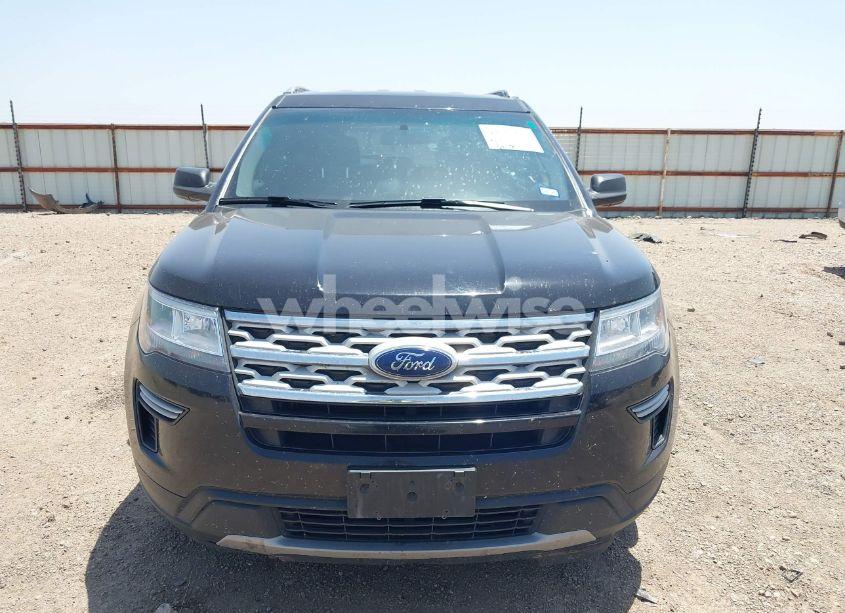 Photo 12 of 2019 Ford Explorer XLT (VIN 1FM5K8D88KGA27693)