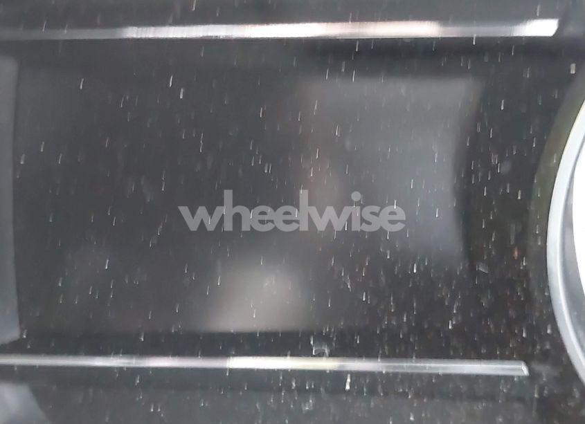 Photo 16 of 2019 Ford Explorer XLT (VIN 1FM5K8D88KGA38208)