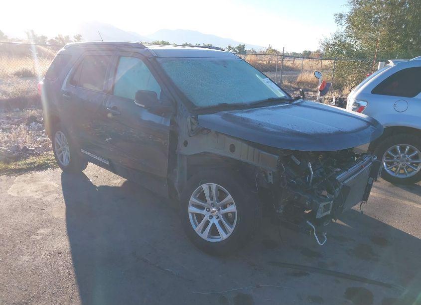 2019 Ford Explorer XLT (VIN 1FM5K8D88KGA61651) main photo