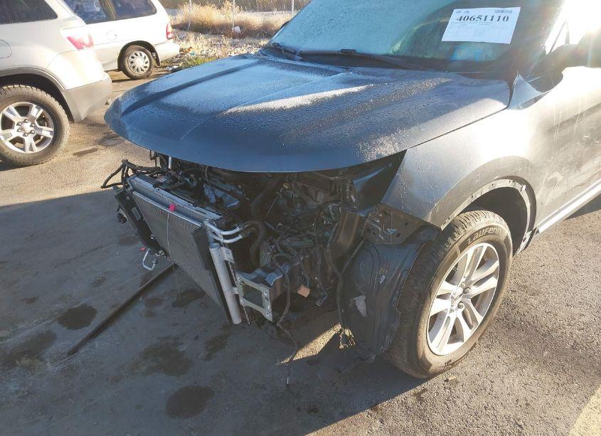 Photo 6 of 2019 Ford Explorer XLT (VIN 1FM5K8D88KGA61651)