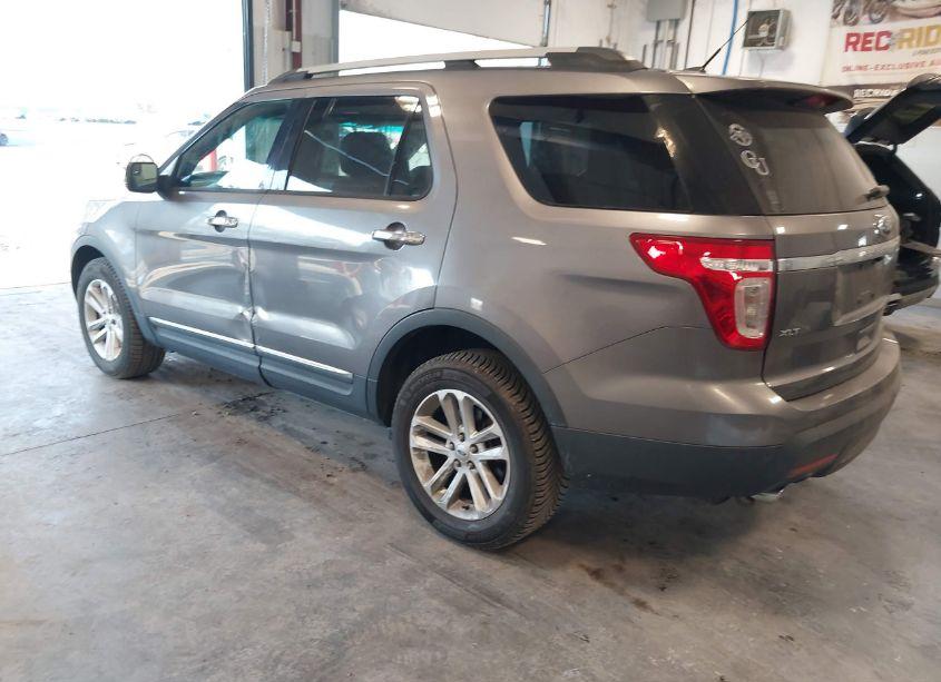 Photo 3 of 2013 Ford Explorer XLT (VIN 1FM5K8D89DGA06094)