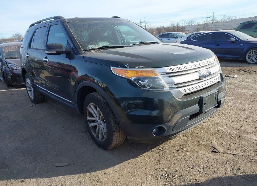 2013 Ford Explorer XLT (VIN 1FM5K8D89DGC51543) main photo