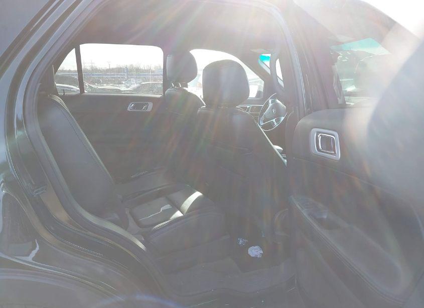 Photo 8 of 2013 Ford Explorer XLT (VIN 1FM5K8D89DGC51543)