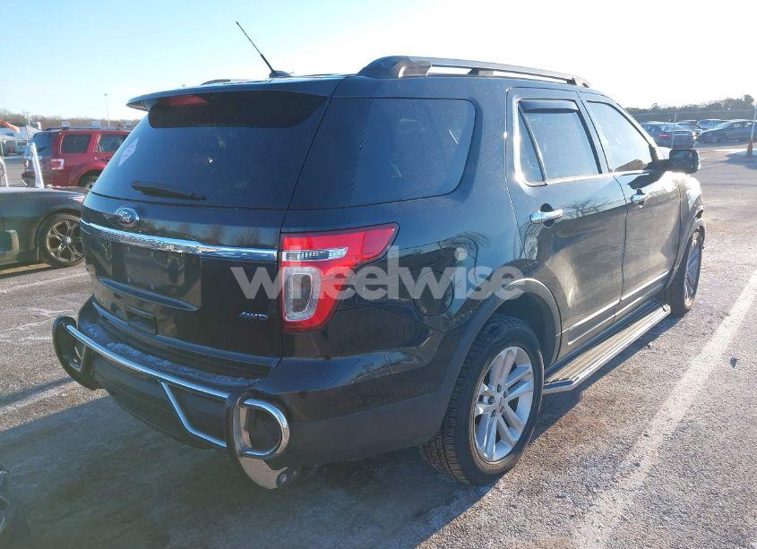 Photo 4 of 2014 Ford Explorer XLT (VIN 1FM5K8D89EGA00555)