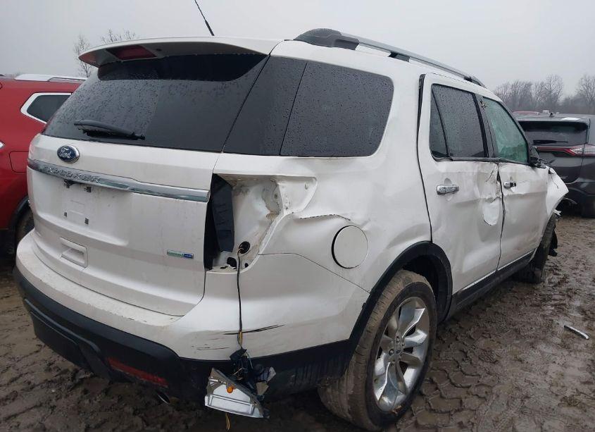 Photo 4 of 2014 Ford Explorer XLT (VIN 1FM5K8D89EGA53644)