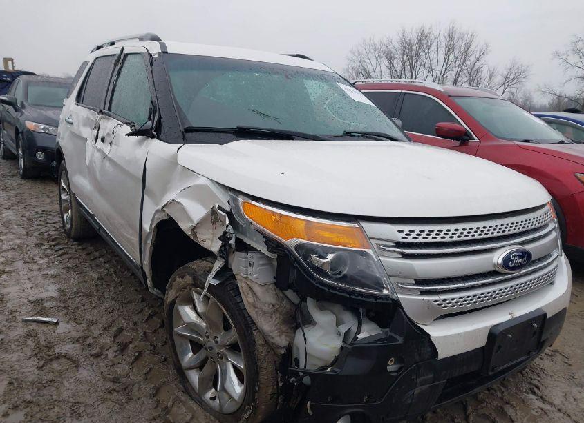 Photo 6 of 2014 Ford Explorer XLT (VIN 1FM5K8D89EGA53644)