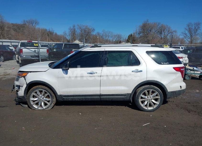 Photo 13 of 2014 Ford Explorer XLT (VIN 1FM5K8D89EGA68175)