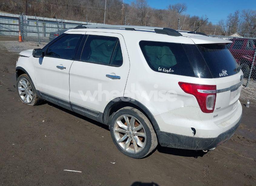 Photo 3 of 2014 Ford Explorer XLT (VIN 1FM5K8D89EGA68175)