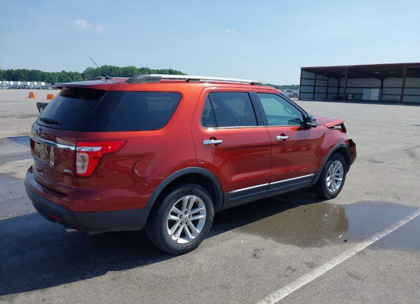 Photo 4 of 2014 Ford Explorer XLT (VIN 1FM5K8D89EGA79175)
