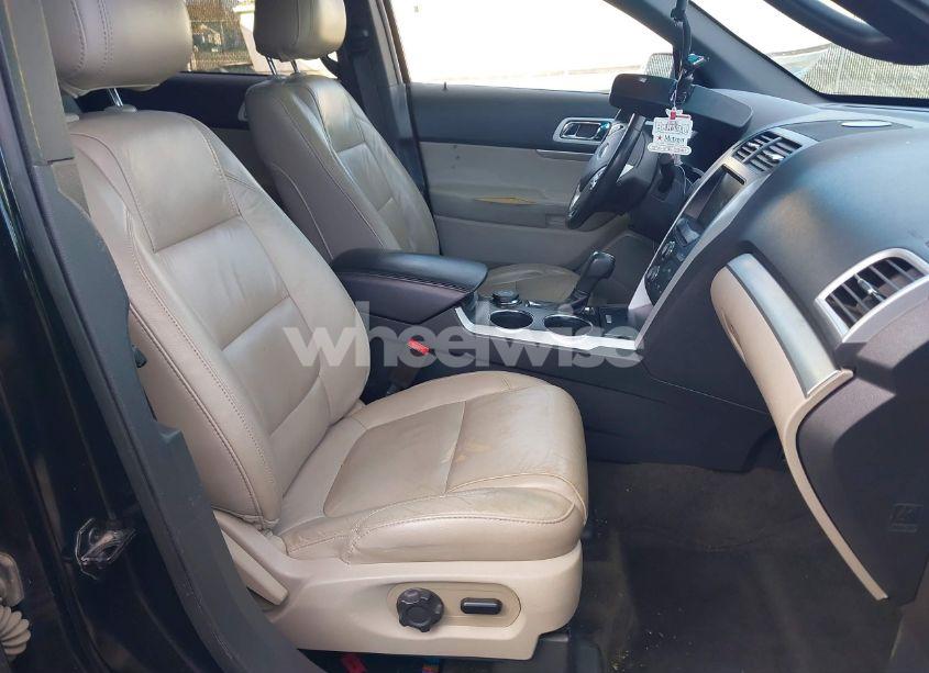 Photo 5 of 2014 Ford Explorer XLT (VIN 1FM5K8D89EGA79922)