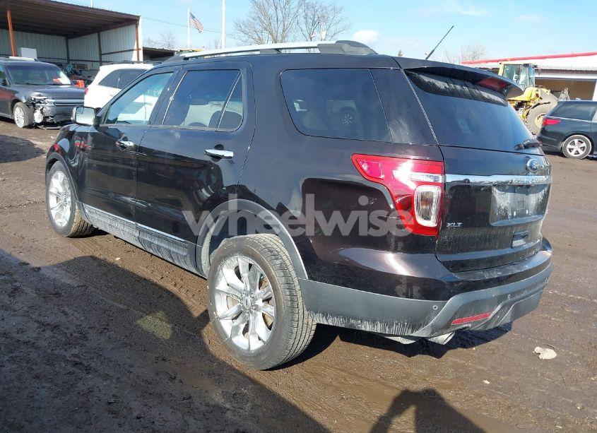 Photo 3 of 2014 Ford Explorer XLT (VIN 1FM5K8D89EGB19335)