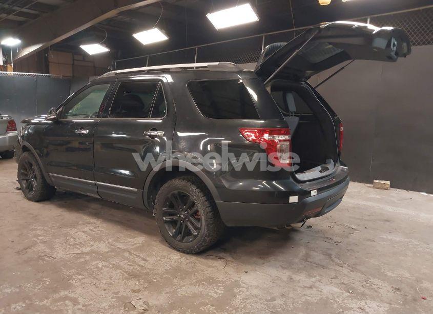 Photo 3 of 2014 Ford Explorer XLT (VIN 1FM5K8D89EGB47569)