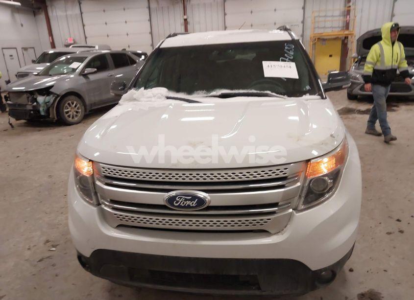 Photo 12 of 2014 Ford Explorer XLT (VIN 1FM5K8D89EGB78160)